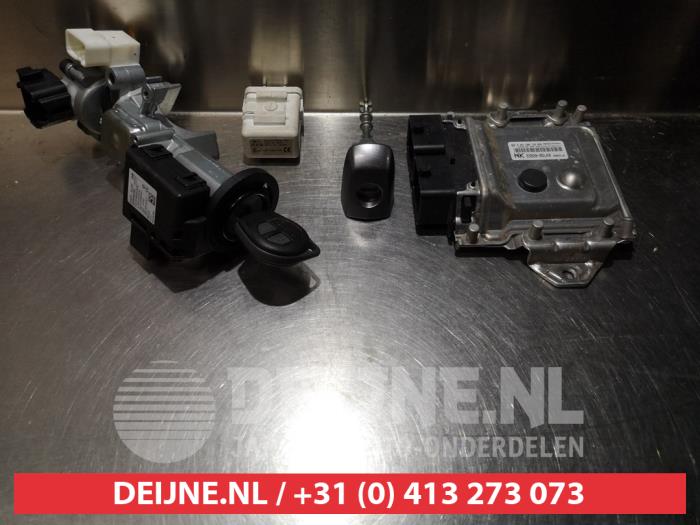 Suzuki Splash Kontaktslot+Sleutel O335758