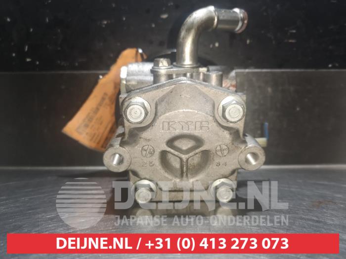 Stuurbekrachtiging Pomp van een Suzuki Grand Vitara II (JT) 1.6 16V 2006