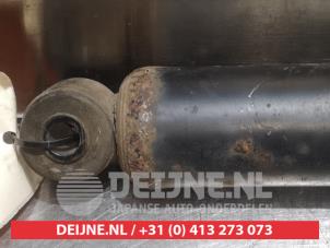 Hyundai Terracan Front shock absorber, right O322126 photo 2