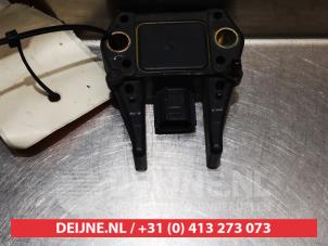 Toyota Rav-4 Airbag-Sensor O334579 foto 2