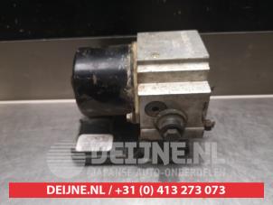 Kia Carnival ABS Pomp O337811 foto 2