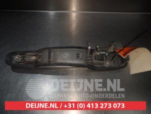 Toyota Previa Front door handle 4-door, right O277595 photo 2
