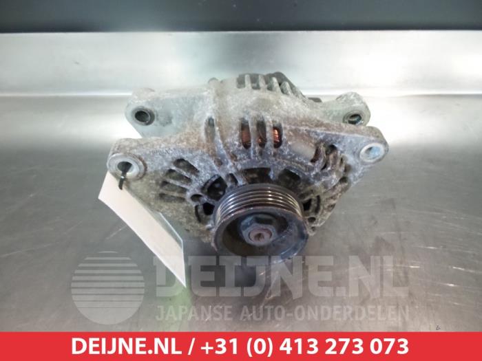 Gebruikte Dynamo Kia Sorento I (JC) 3.5 V6 24V Prijs € 45,00 Margeregeling aangeboden door V.Deijne Jap.Auto-onderdelen BV