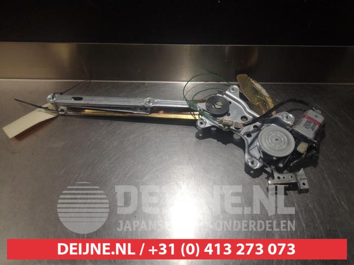Toyota Previa Ruitmechaniek 4Deurs links-achter O290884