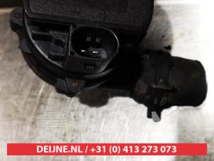 Nissan Qashqai Waterpomp O347981 foto 4