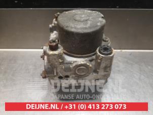 Toyota Previa ABS Pomp O338396 foto 3