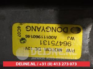 Chevrolet Nubira Ruitmechaniek 4Deurs links-achter O290219 foto 3