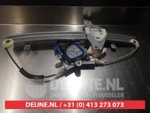 Chevrolet Nubira Ruitmechaniek 4Deurs links-achter O290219 foto 2