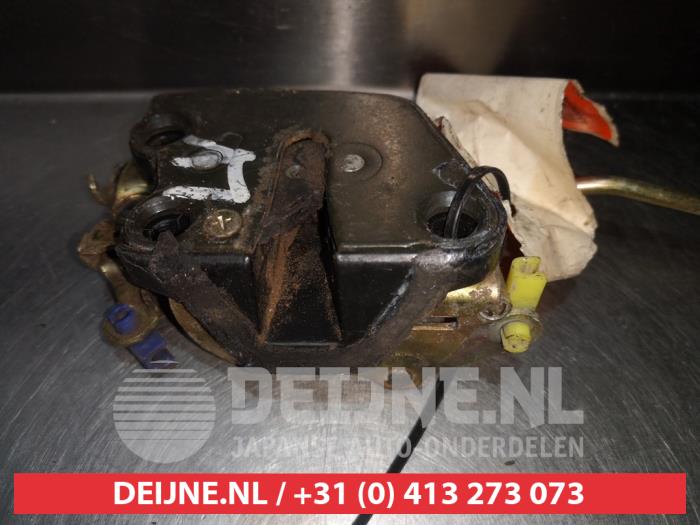 Suzuki Wagon R+ Deurslot Mechaniek 4Deurs links-voor O279806
