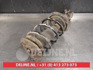 Gebruikte Mac Phersonpoot links-voor Kia Rio II (DE) 1.6 CVVT 16V Prijs € 35,00 Margeregeling aangeboden door V.Deijne Jap.Auto-onderdelen BV