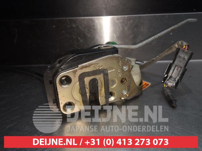 Kia Sorento Deurslot Mechaniek 4Deurs rechts-voor O280894
