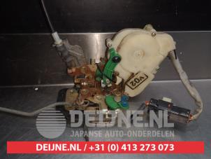 Kia Sorento Front door lock mechanism 4-door, right O280894 photo 3