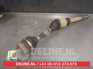 Mazda 3 Aandrijfas rechts-voor O318993 foto 2