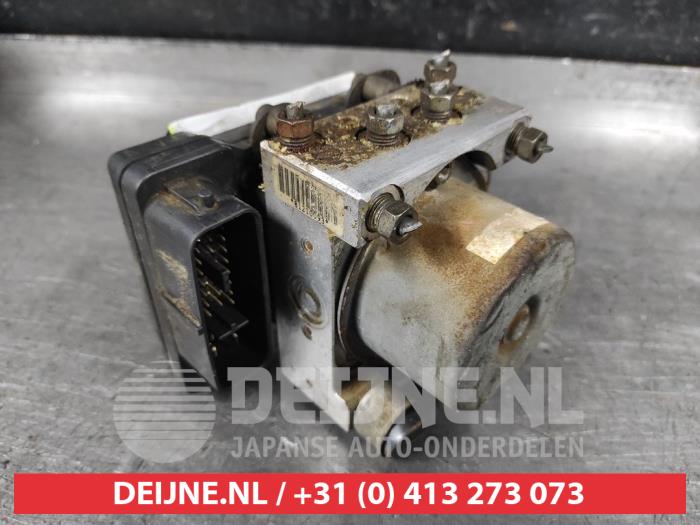 Gebruikte ABS Pomp Mazda Demio (DW) 1.5 16V Prijs € 50,00 Margeregeling aangeboden door V.Deijne Jap.Auto-onderdelen BV