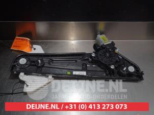 Hyundai Veloster Ruitmechaniek 4Deurs rechts-achter O291130 foto 2