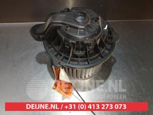Kia Venga Heizung Belüftungsmotor O367104 foto 2