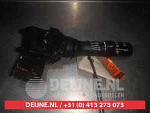 Gebruikte Ruitenwis Schakelaar Toyota RAV4 (A3) 2.0 16V VVT-i 4x4 Prijs € 25,00 Margeregeling aangeboden door V.Deijne Jap.Auto-onderdelen BV