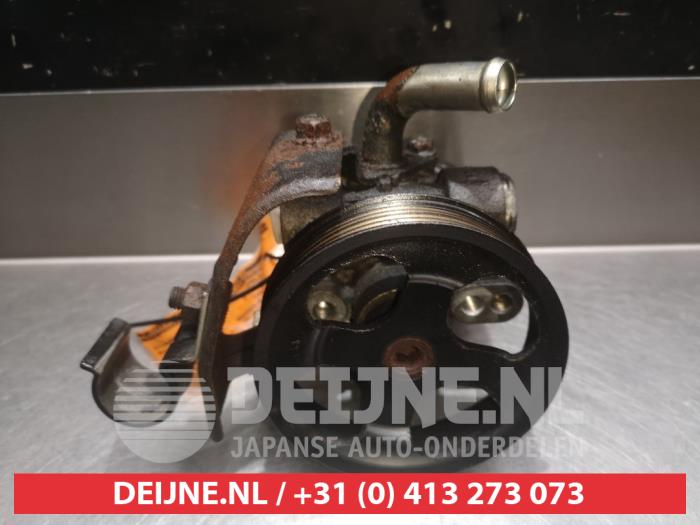 Gebruikte Servopomp Mitsubishi Grandis (NA) 2.0 DI-D 16V Prijs € 40,00 Margeregeling aangeboden door V.Deijne Jap.Auto-onderdelen BV