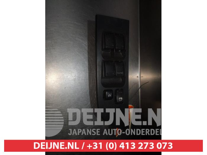 Nissan Terrano Kombischalter Fenster O311684