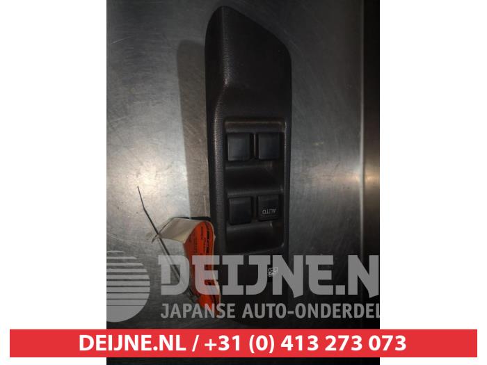 Nissan Primera Combischakelaar ramen O311635