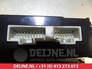 Kia Sorento Kachel Bedieningspaneel O305849 foto 2