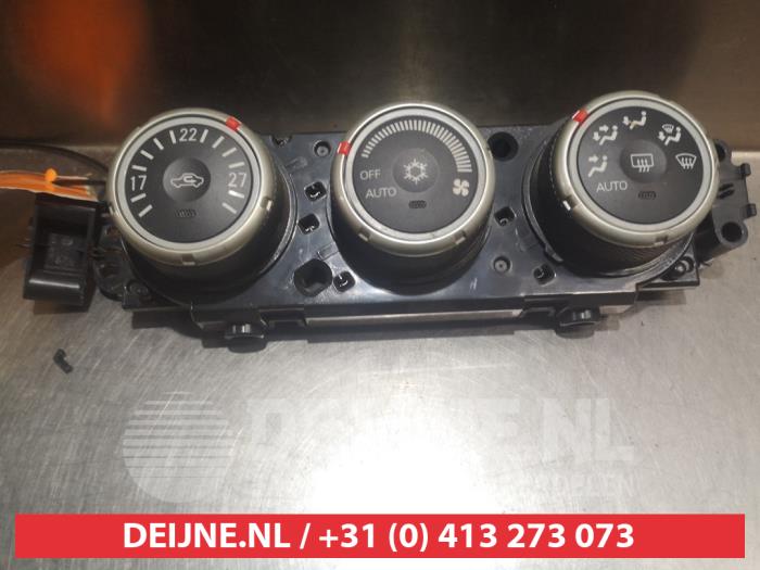 Mitsubishi Lancer Kachel Bedieningspaneel O306001