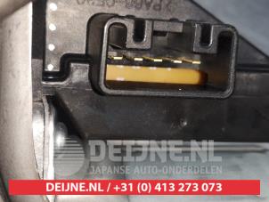 Toyota Auris Rear wiper motor O301465 photo 3