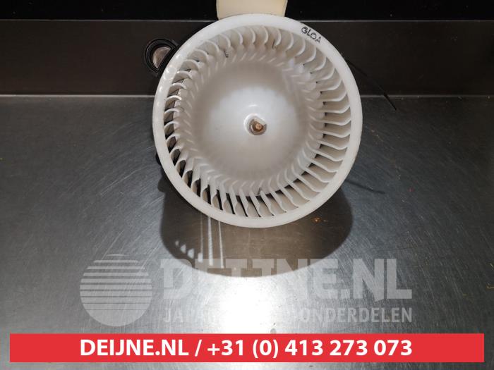 Hyundai I30 Heating and ventilation fan motor O366909