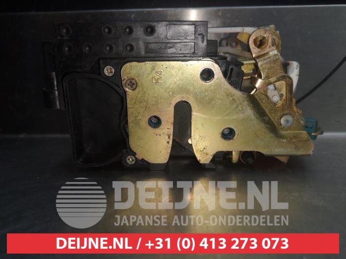 Daewoo Tacuma Türschlossmechanik 4-türig rechts vorne O280949