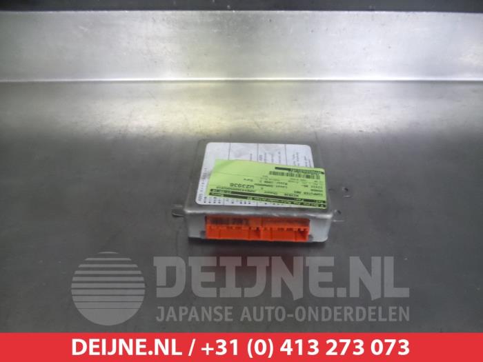 ABS Computer van een Honda Civic (EJ/EK) 1.6 VTi 16V 1996