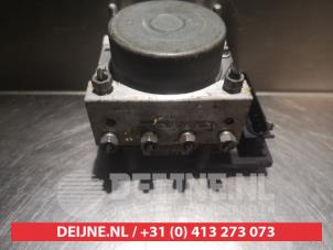 Mazda MX-5 ABS Pomp O337321 foto 3