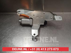 Mazda 2 Scheibenwischermotor hinten O300936 foto 2