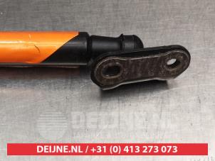 Toyota Yaris Rear gas strut, left O294495 photo 2