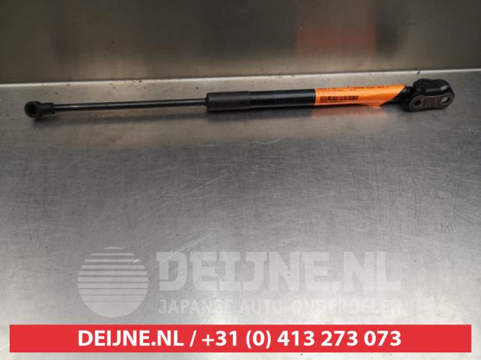 Toyota Yaris Gasdemper rechts-achter O295518