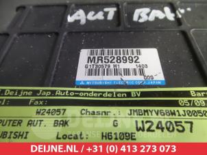 Mitsubishi Pajero Steuergerät Automatikkupplung O343310 foto 2