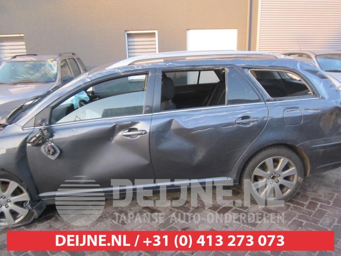 Toyota Avensis Driehoeks Ruit links-achter O289869