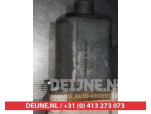 Nissan Micra Ruitmechaniek 2Deurs rechts-voor O276139 foto 3