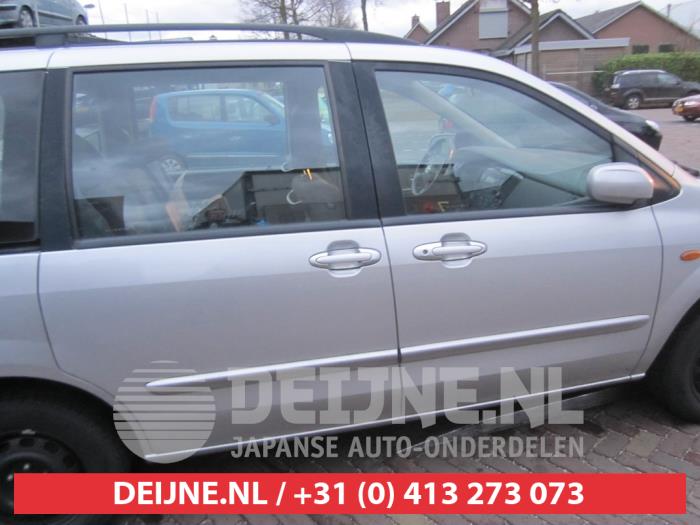 Mazda MPV Portier 4Deurs rechts-voor O273017