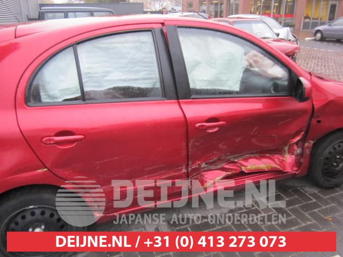 Nissan Micra Portierruit 4Deurs rechts-achter O94550