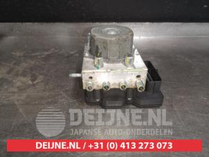 Nissan Micra ABS pump O337703 photo 2