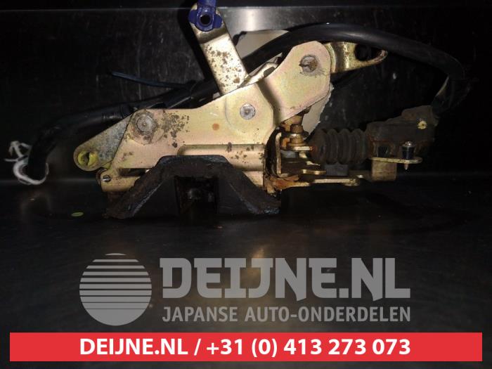Suzuki Wagon R+ Door lock mechanism 4-door, front left O279808