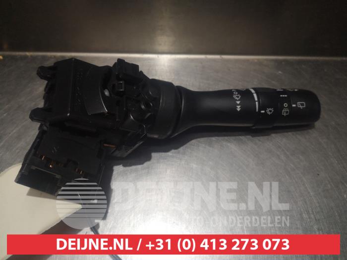 Toyota Avensis Ruitenwis Schakelaar O310436