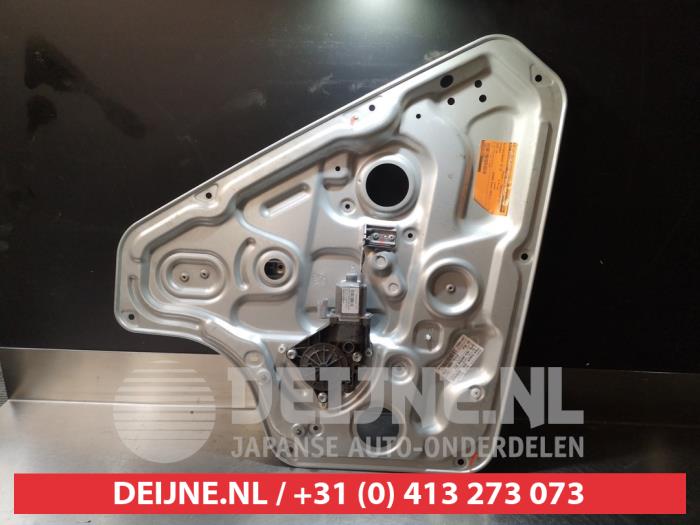 Hyundai IX20 Ruitmechaniek 4Deurs links-achter O290383