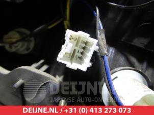 Hyundai Coupe Rücklicht links O297629 foto 3