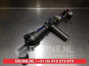 Hyundai Coupe Ignition lock + key O334915 photo 2
