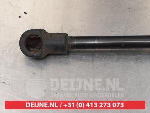Toyota Auris Gasdämpfer rechts hinten O295508 foto 2