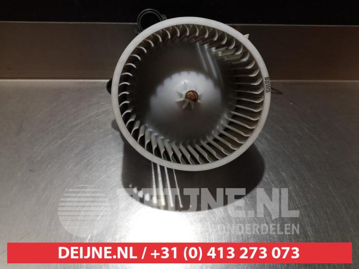 Kia Magentis Kachel Ventilatiemotor O367114