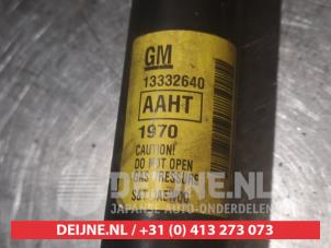 Chevrolet Cruze Schokdemper rechts-achter O379030 foto 3