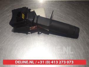 Chevrolet Cruze Ruitenwis Schakelaar O309390 foto 3