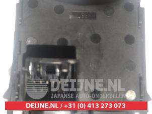Chevrolet Cruze Light switch O306503 photo 3
